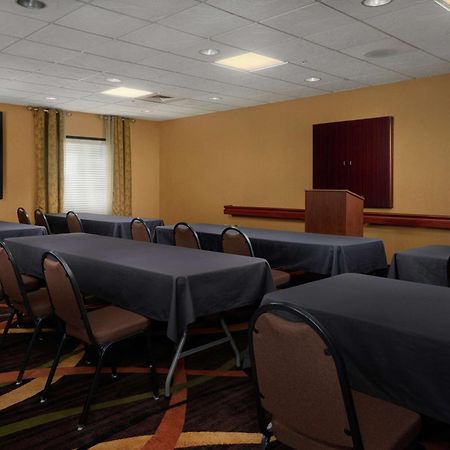 Hampton Inn Shrewsbury Extérieur photo