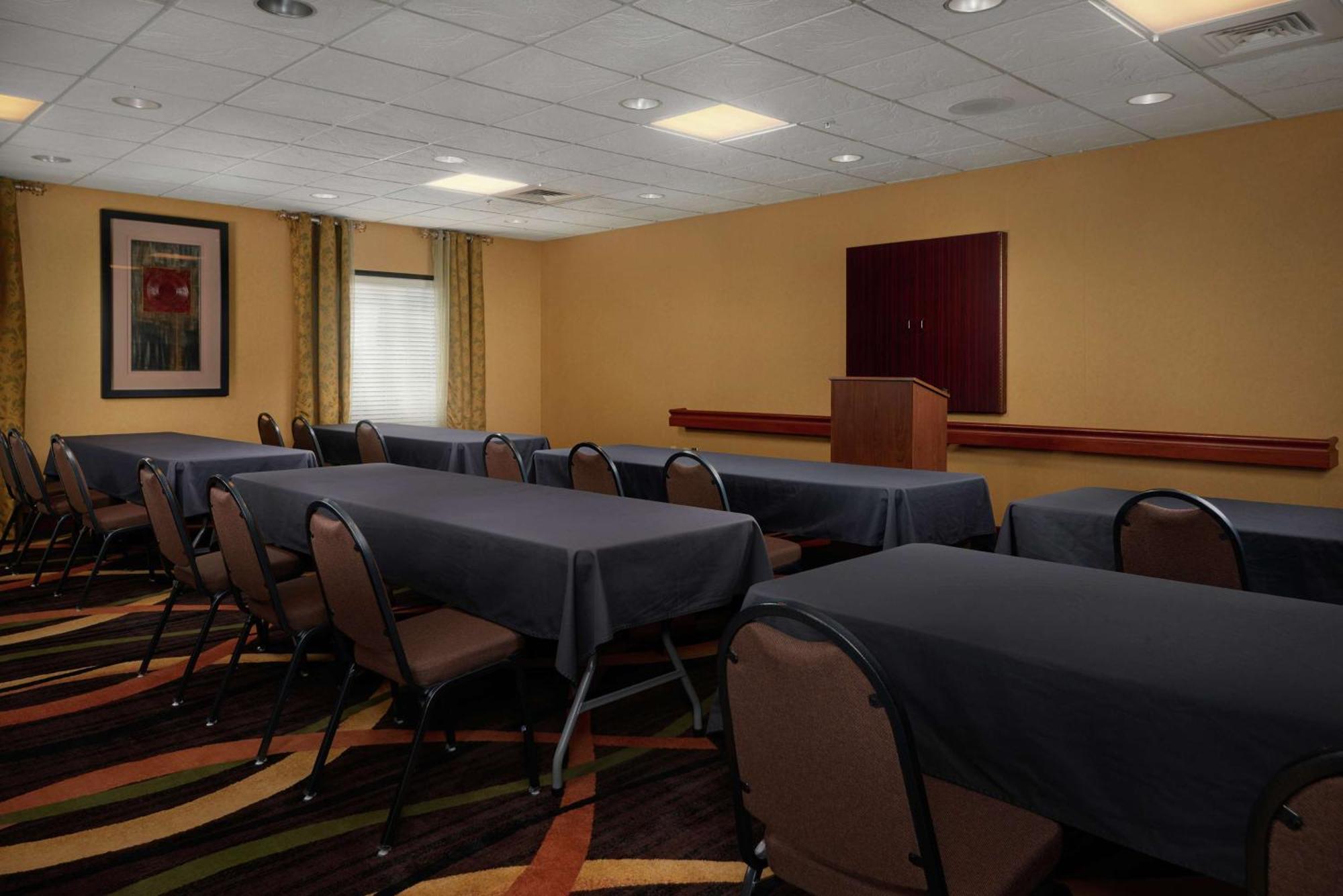 Hampton Inn Shrewsbury Extérieur photo